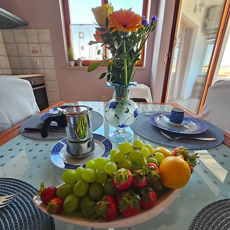 Apartment Neven Rovinj Parking Place المظهر الخارجي الصورة