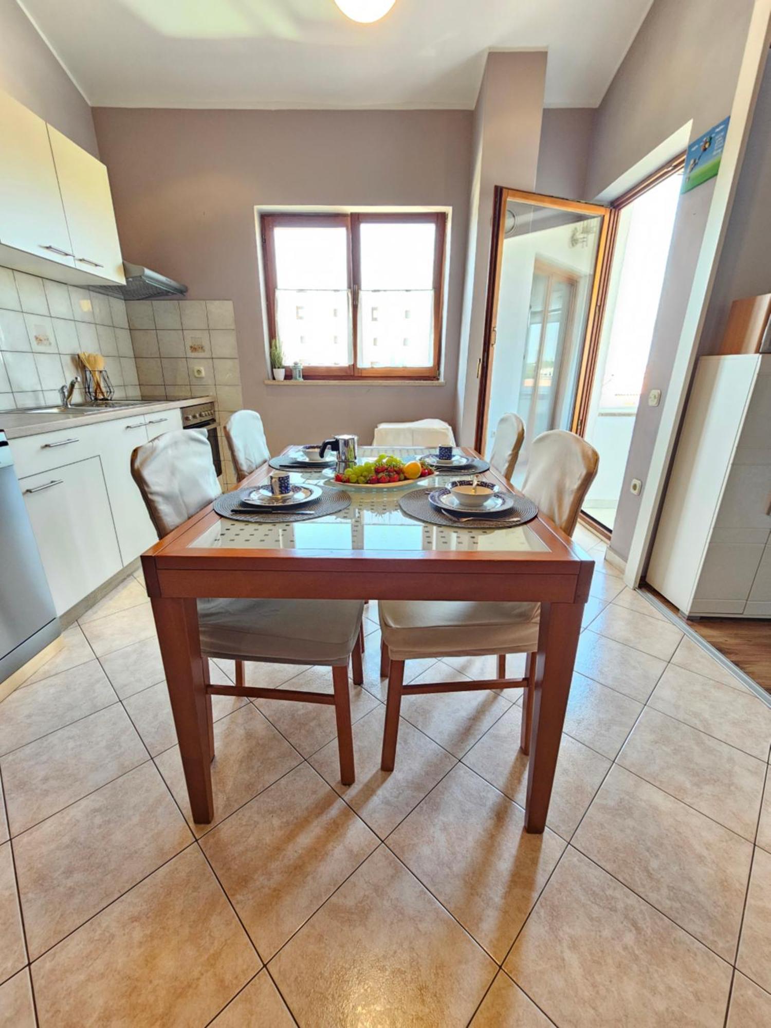 Apartment Neven Rovinj Parking Place المظهر الخارجي الصورة